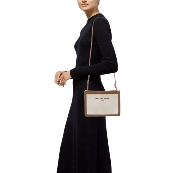 Balenciaga The Navy Vintage Pochette W/ COA - Picture 13 of 13